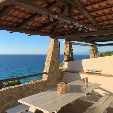 פרגליה Boutique Apartment With Beach Within Walking Distance, Near Tropea מראה חיצוני תמונה