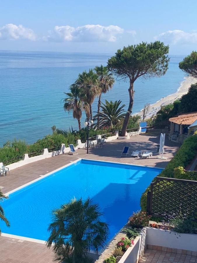 פרגליה Boutique Apartment With Beach Within Walking Distance, Near Tropea מראה חיצוני תמונה