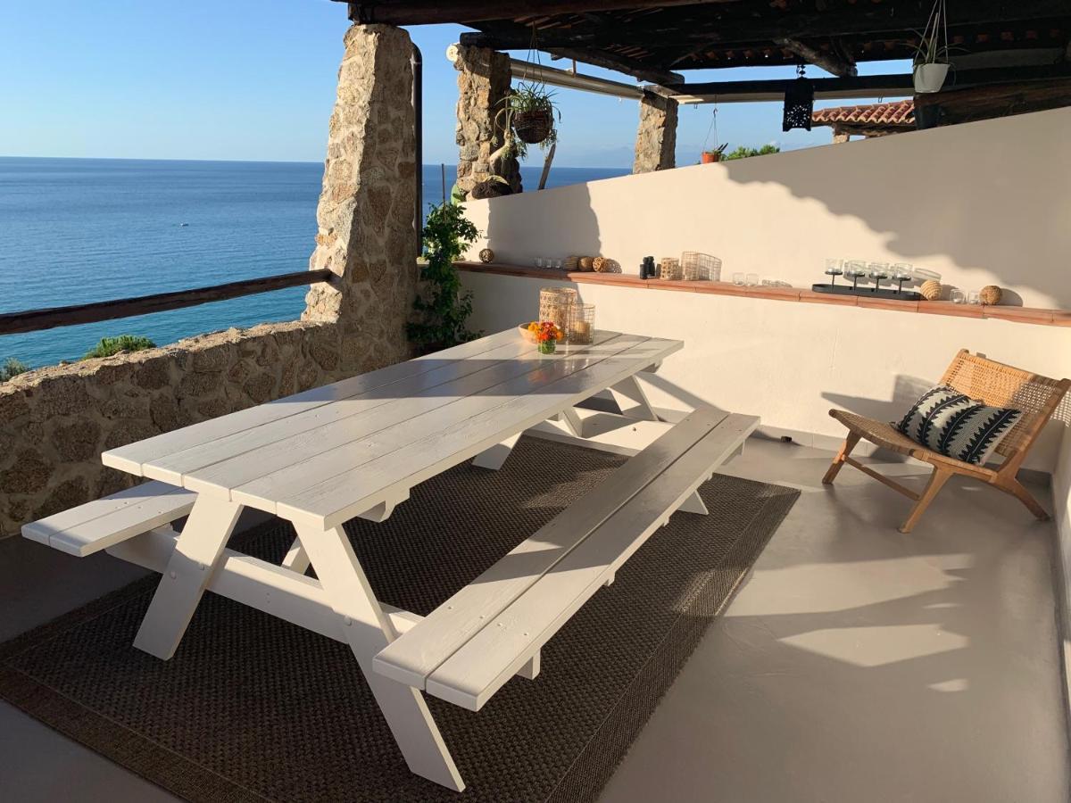 פרגליה Boutique Apartment With Beach Within Walking Distance, Near Tropea מראה חיצוני תמונה