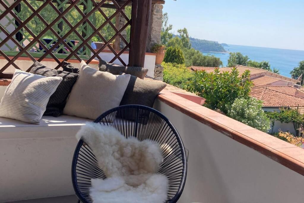 פרגליה Boutique Apartment With Beach Within Walking Distance, Near Tropea מראה חיצוני תמונה