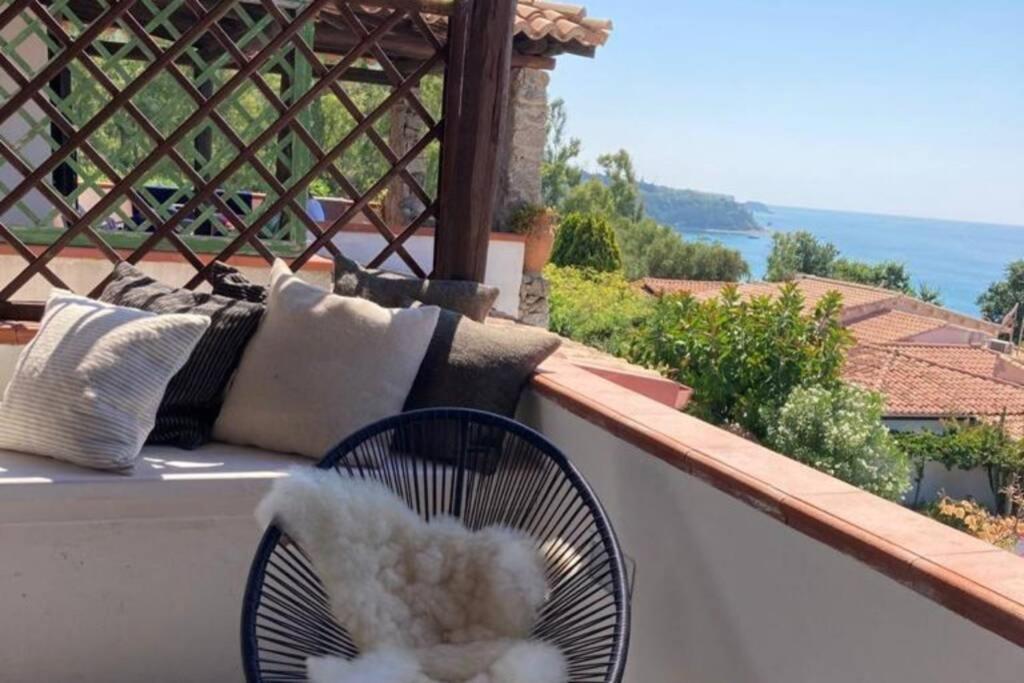 פרגליה Boutique Apartment With Beach Within Walking Distance, Near Tropea מראה חיצוני תמונה