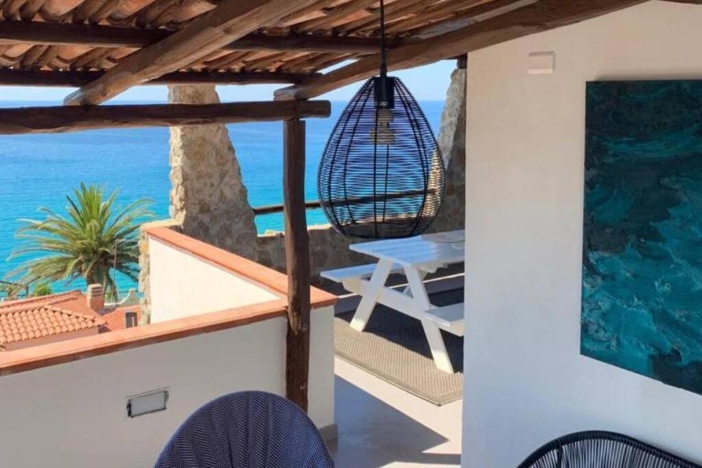 פרגליה Boutique Apartment With Beach Within Walking Distance, Near Tropea מראה חיצוני תמונה