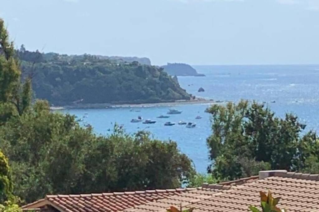 פרגליה Boutique Apartment With Beach Within Walking Distance, Near Tropea מראה חיצוני תמונה