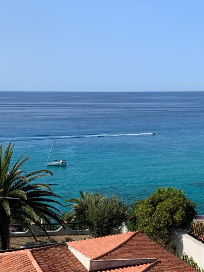 פרגליה Boutique Apartment With Beach Within Walking Distance, Near Tropea מראה חיצוני תמונה