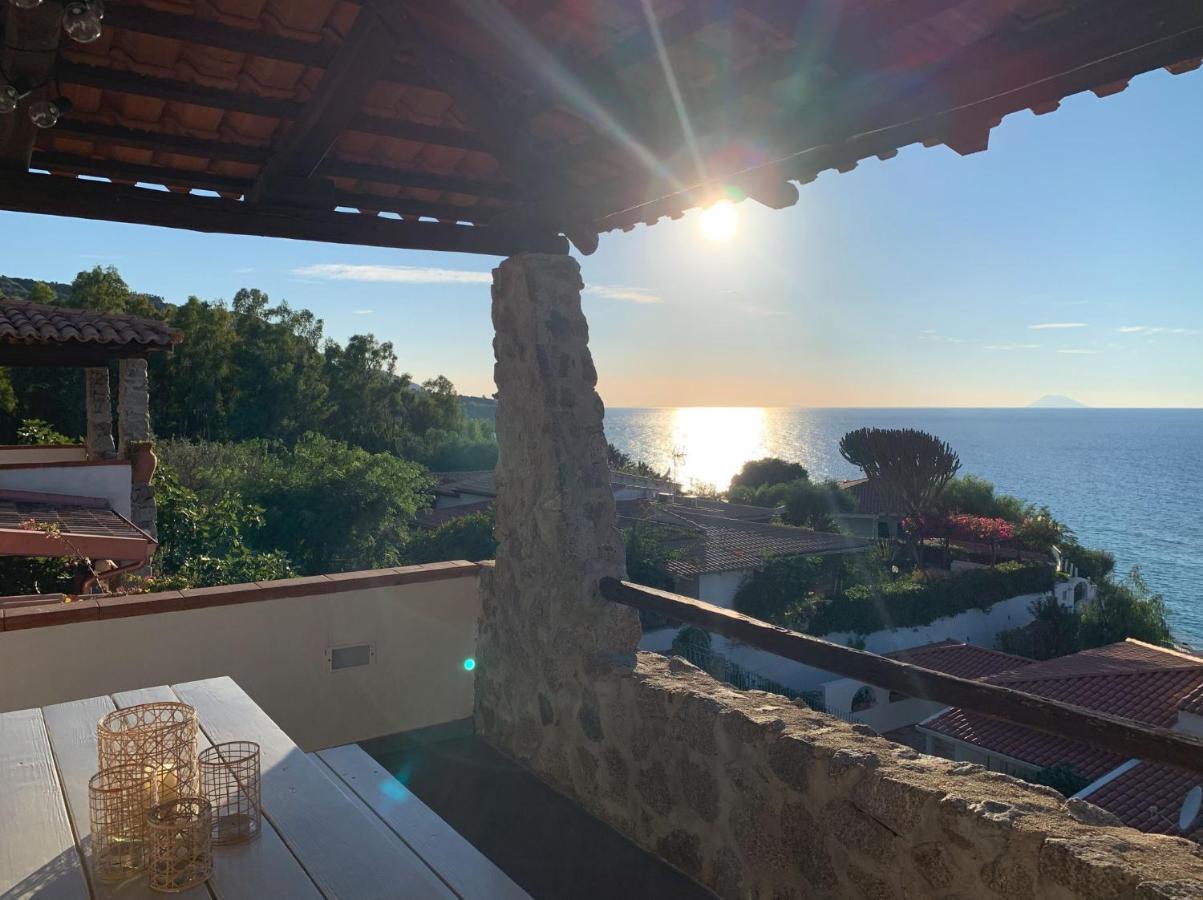 פרגליה Boutique Apartment With Beach Within Walking Distance, Near Tropea מראה חיצוני תמונה